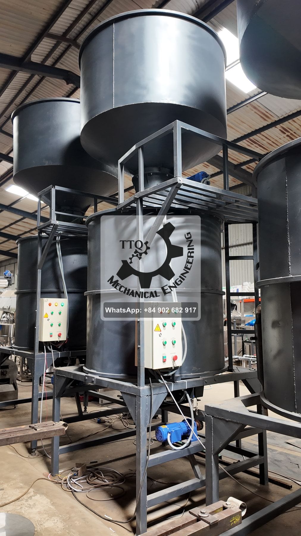 Cashew steaming vessels each fitted with its own electrical control panel